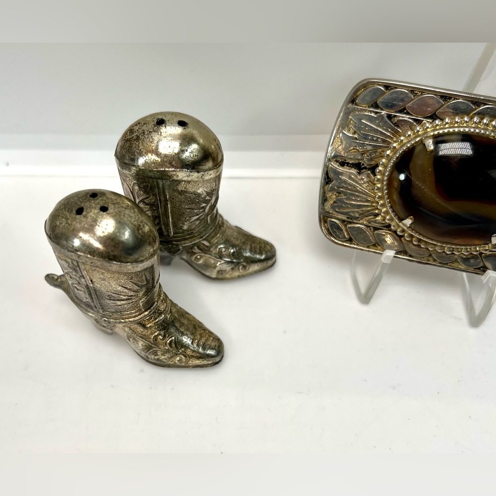 Vintage cowboyy salt and pepper shaker and Western Belt Buckle with Agate.